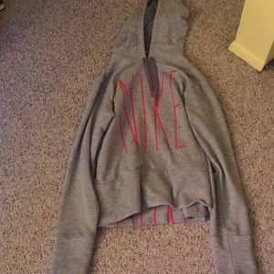 Women’s Nike cropped hoodie EUC size Small